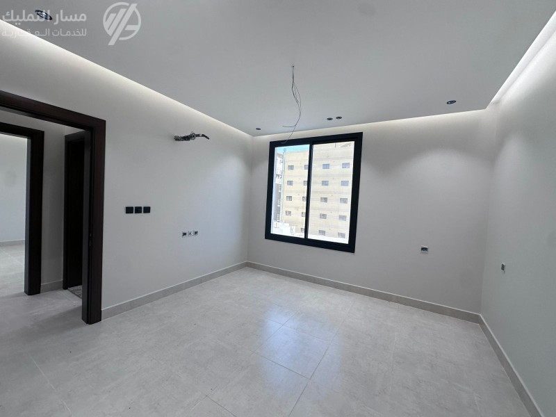 Photo by Daniel J. Schwarz